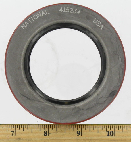 FMC B350 Oil Seal for Axle AUG02 Ground Support Equipment