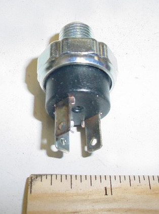 SWITCH, OIL PRESSURE-S697