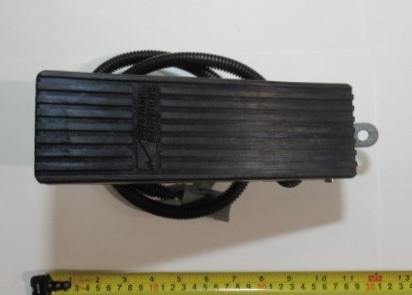 PEDAL, ACCELERATOR-MZ10016