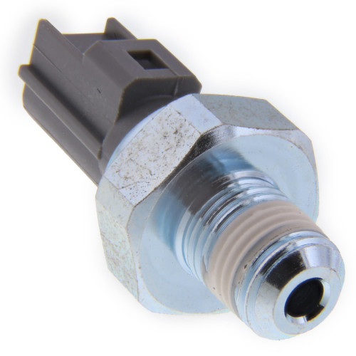 Oil Pressure Switch for Charlatte CT5G, Harlan HTSBGF50SDWRC, Tug Models & More