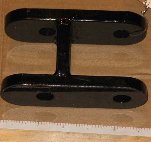 Spring Shackle for TUG M1, M1A, M3A, TEXTRON GSE Models