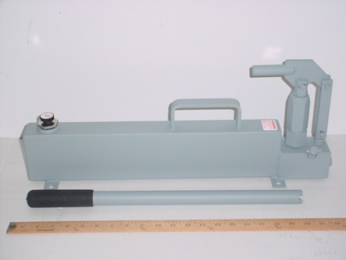 Hand Pump for Aviation Ground Support Equipment