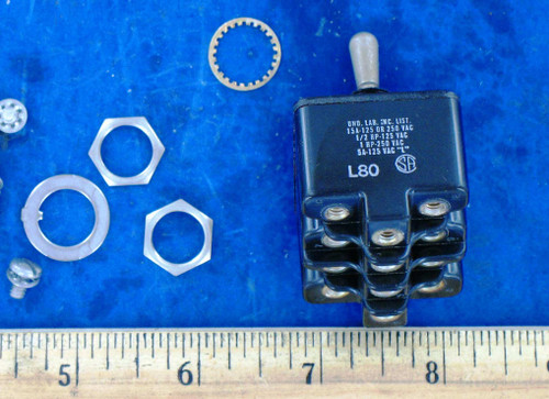 Toggle Switch for Aviation Ground Support Equipment