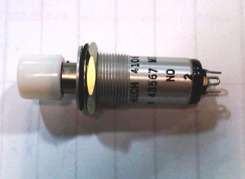 Switch, Push Button Illuminated for Aviation Ground Support Equipment