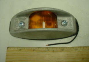 Armored Amber Clearance Light for Aviation Ground Support Equipment