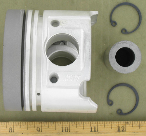 Piston Engine with Pin for Aviation Ground Support Equipment