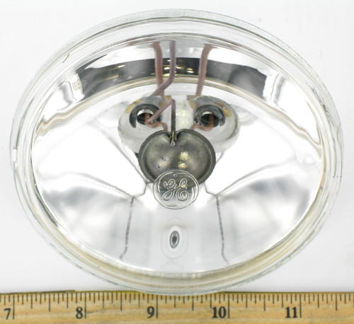 LAMP, 24 Volt Aviation Ground Support Equipment Part