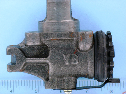 OBSOLETE Cylinder Wheel RH Upper Front for Ground Support Equipment