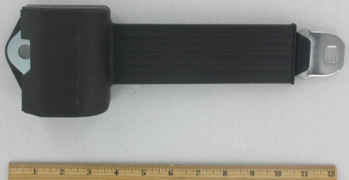 Retractor with 69-Inch Long Nose Assembly for Aviation Ground Support Equipment