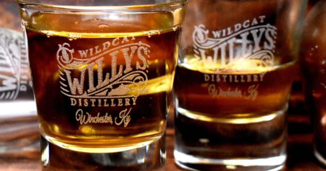 What To Know Before Partnering With a Glassware Supplier