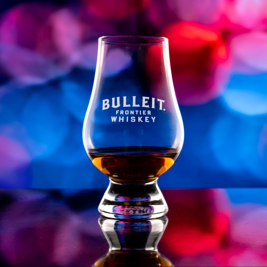 Wholesale Glencairn Whisky Glass Engraved  With Bulleit Bourbon Logo