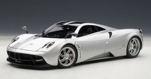 Dream Garage Material! AUTOart 1:18 Pagani Huayra – Silver Supercar Diecast Model (78266)