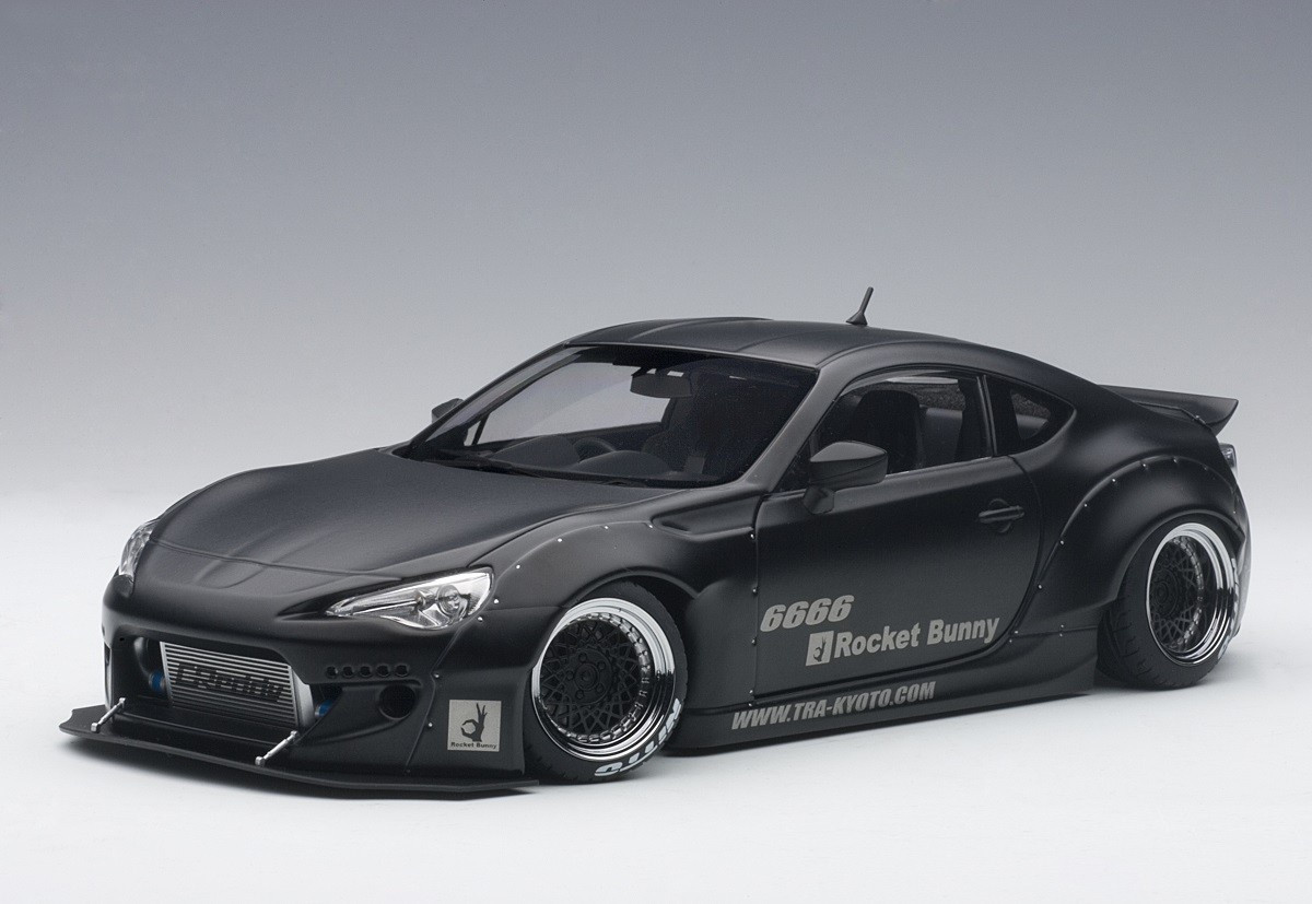 Auto art 1/18 78755 ROCKET BUNNY TOYOTA 86 (MATT BLACK/BLACK