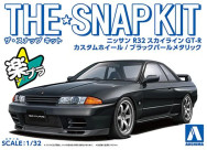 Aoshima 1:32 Nissan R32 Skyline GT-R Custom Wheels/Black Pearl Metallic
