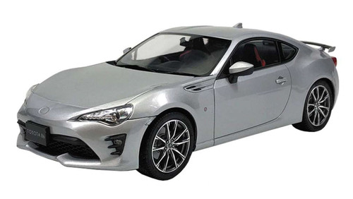 AOSHIMA  TOYOTA ZN6 TOYOTA 86 2016 ICE SILVER METALLIC PRE-PAINTED 1/24 SCALE KIT