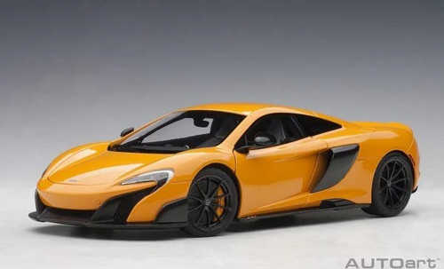 Auto Art 1/18 76048 McLaren 675LT (McLaren Orange)