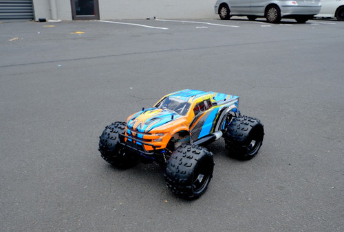 8 4WD Nitro Monster Truck RTR 