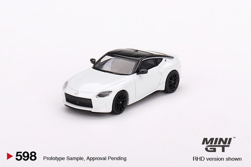 Mini GT Nissan Fairlady Z Version ST 2023 Everest White