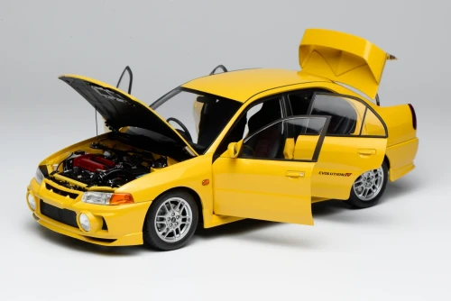 MOTORHELIX 1:18 Mitsubishi Lancer Evolution IV -- Dandelion Yellow