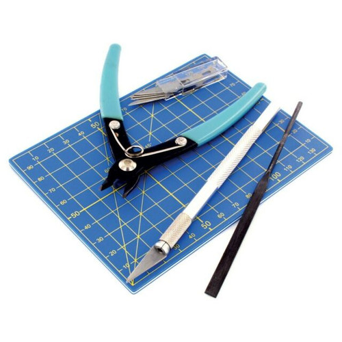 ITALERI TOOL KIT - KNIFE, CUTTER, FILE, MAT