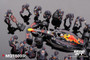 Mini GT Oracle Red Bull Racing RB18 #11 Sergio Pérez 2022 Abu Dhabi GP Pit Crew Set