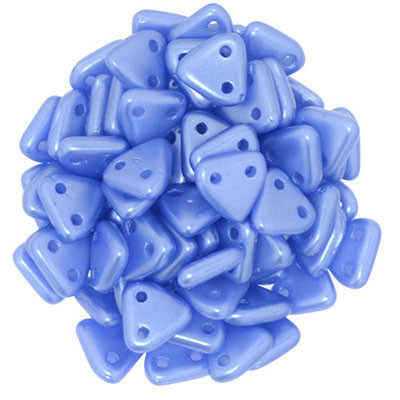 CzechMates 2-Hole Triangle - #25015 Pearl Coat Baby Blue