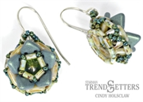 Bellflower Earrings by C Holsclaw: Starman's Trendsetter Pattern