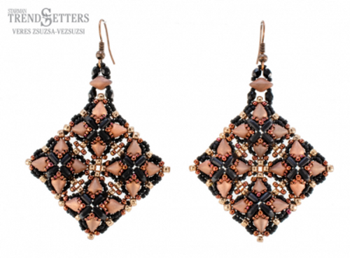 Bertel Earrings by Zsuzsa-Vezsuzsi:Starman's Trendsetter Pattern