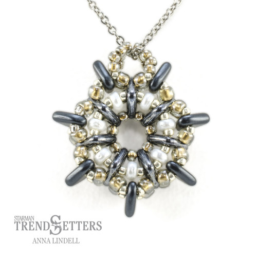 Lucky Star Pendant by Anna Lindell: Starman's Trendsetter Pattern