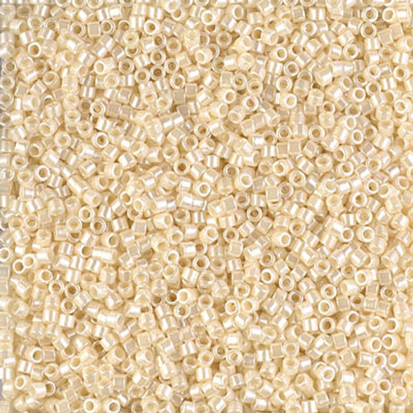 Delica Seed Bead - #1900 Ivory Ceylon