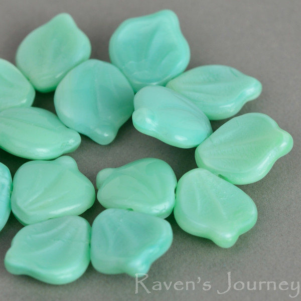 Wide Leaf Bead (15x12mm) - Turquoise Silk