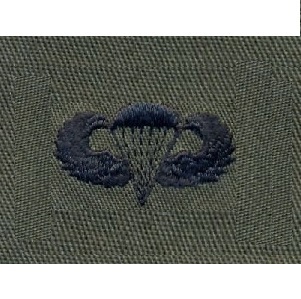 OD Green Sew-on Parachutist Jump Wings Qualification Badge at Army