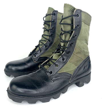 US Vietnam War Jungle Combat Boots -Used display picture 1