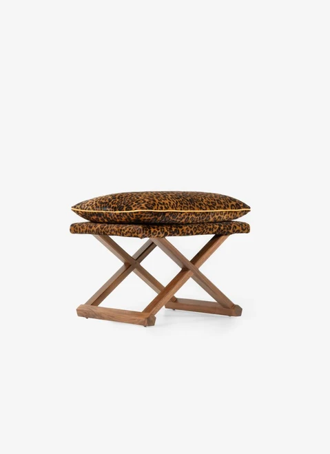 Oakley Pillowtop Bench in Leopard Chestnut