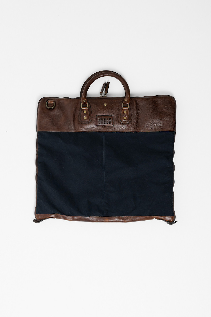 GILLI ショルダーBAG Leather Garment Bag | Gravely Travel Bag | Moore & Giles