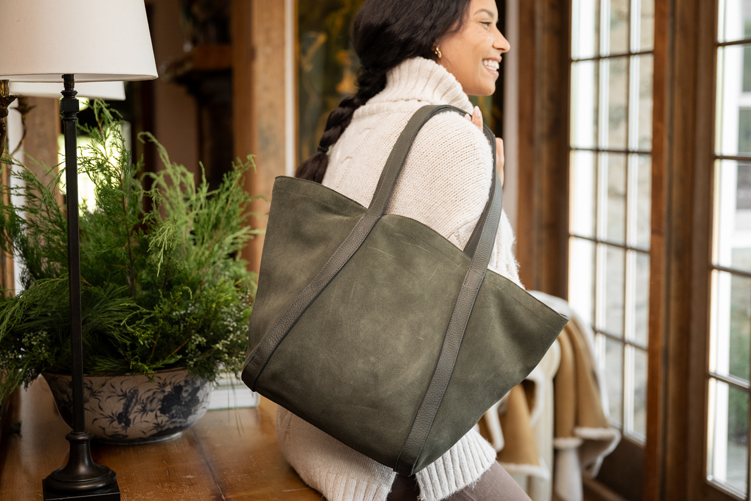 Ward reversable tote