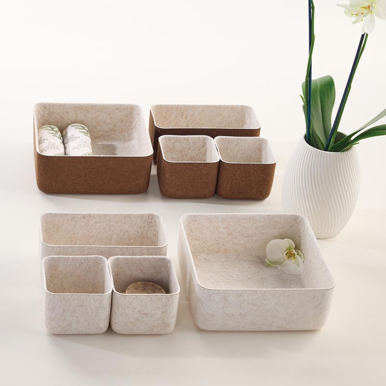 SHOP BASKETS