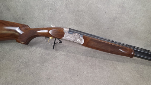 Beretta Silver Pigeon II - 28" Vented Rib - 12 GA - Mfg 2004 - Case Beretta Silver Pigeon II - 28" Vented Rib - 12 GA - Mfg 2004 - Case