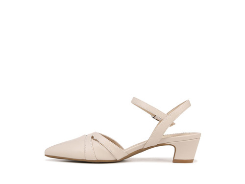 LifeStride Womens Marlee Kitten Heel Pump Almond Milk 9.5 W
