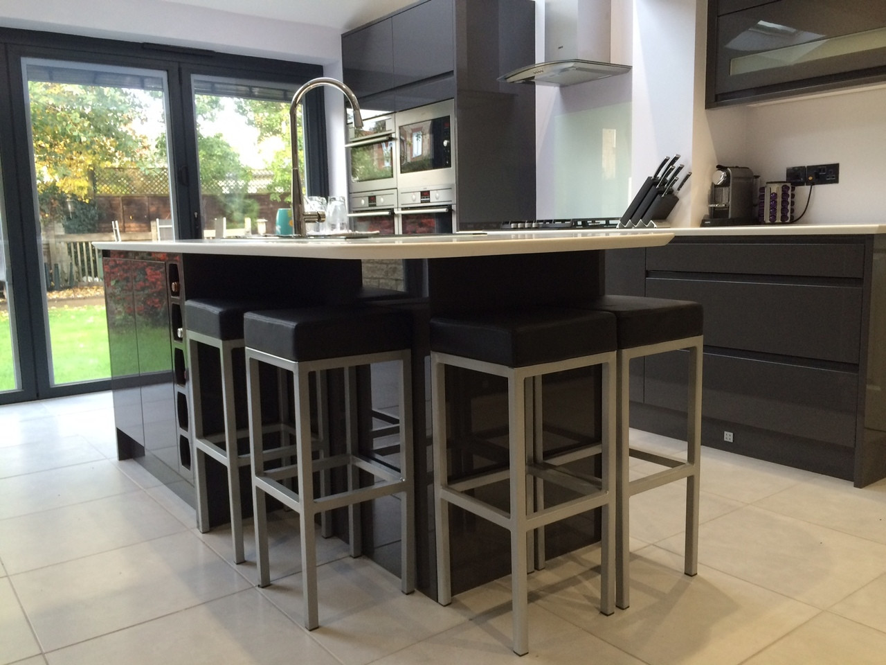 cube breakfast bar stools