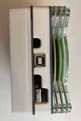 Simply connect your Genius with the 3.5mm connection!