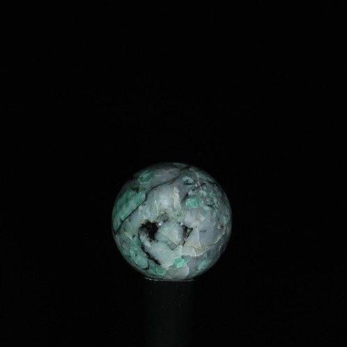 Emerald in Matrix Sphere #9102