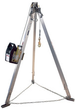 Advanced™ Aluminum Tripod with Salalift™ II Winch
