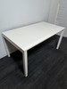 Kinnarps White Single Desk (1400x800) (6D7-938-B09) Kinnarps White Single Desk (1400x800) (6D7-938-B09)