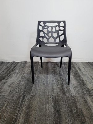 Stackable Plastic Black Chair (LPOR-1865-20210924115154)