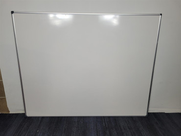 1.5m x 1.2m Whiteboard (DF4-A47-5AC)