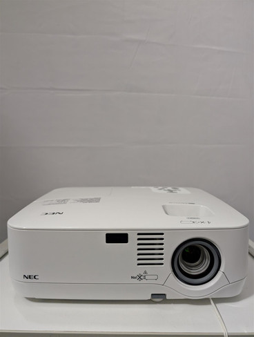 NEC White Projector NP410G (E06-C5F-A8D)