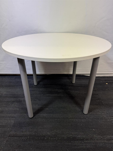 Round Table White Base (095-4BC-4E1)