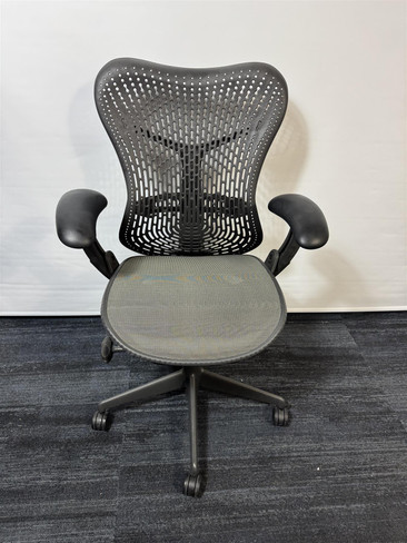 Herman Miller Graphite Triflex Dark Grey Office Chair (AB4-FAA-4BE)