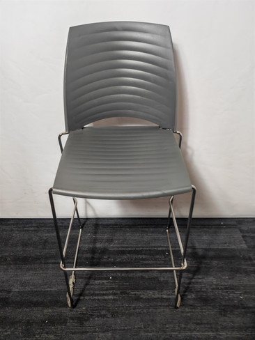 Frovi High Stool (8B4-FE6-475)